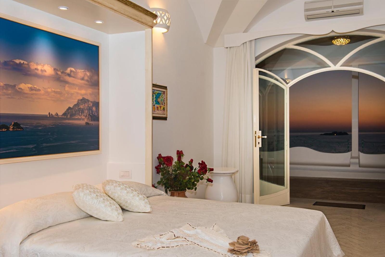 Villa Santa Chiara Positano Suites Exterior photo