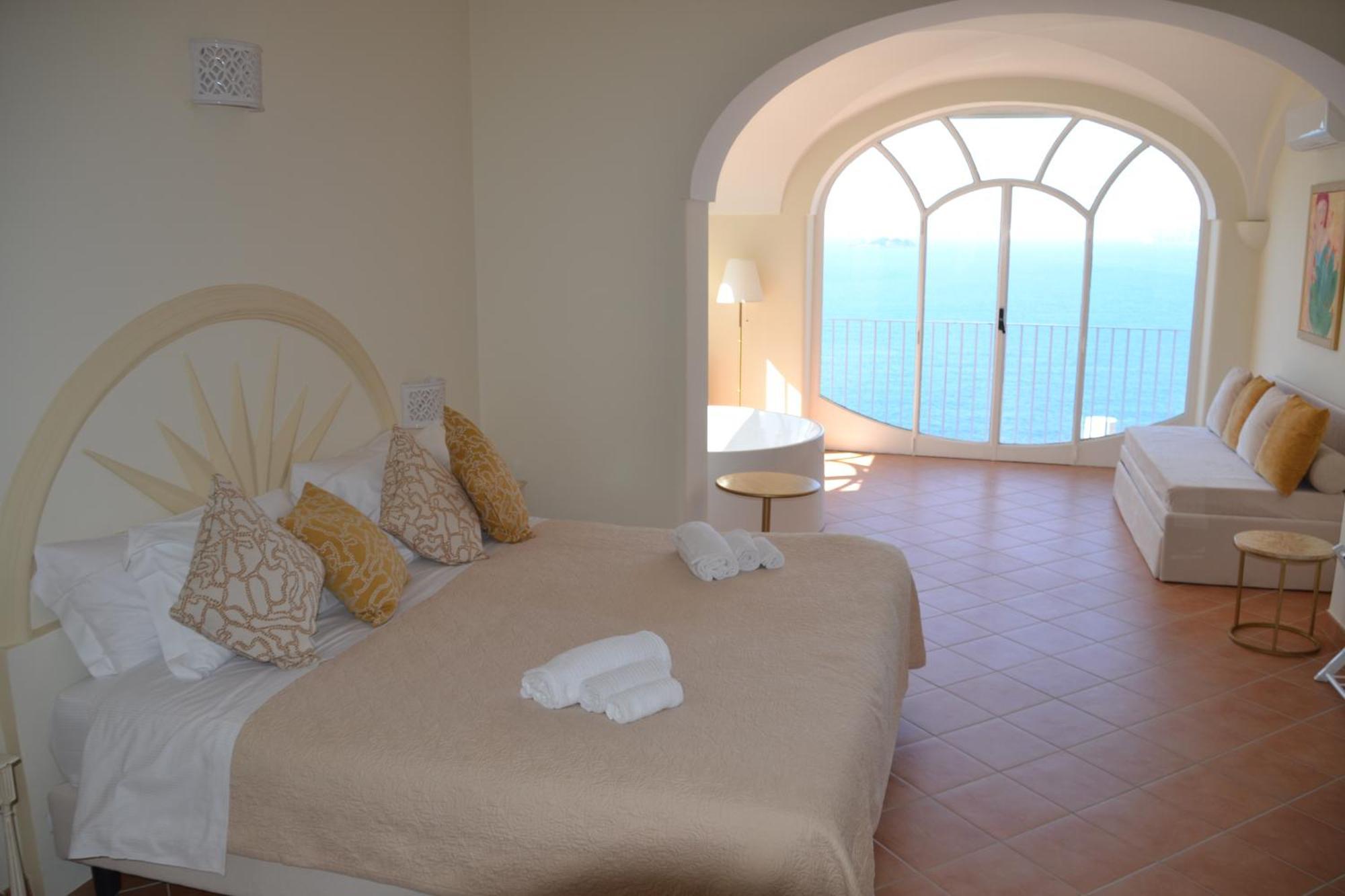 Villa Santa Chiara Positano Suites Exterior photo